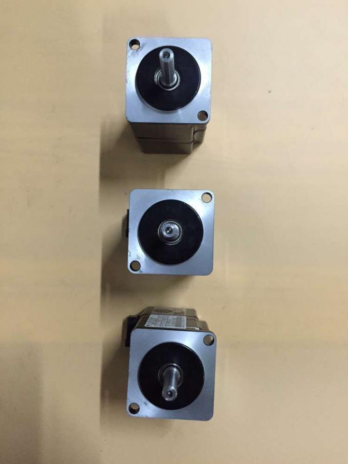 Fatto nel Giappone 1 nuovo SGMAS-A5ACA21 0.519N.m servomotore 3000r/min del PC in scatola 1