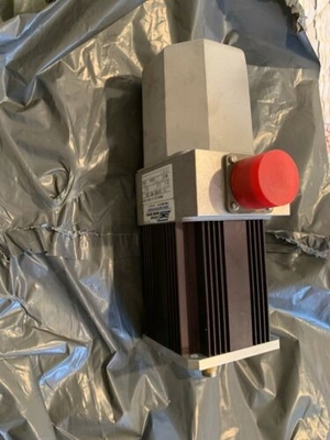 EMERSON SERVO MOTOR CMC BLM3007-ROOT-120D MOTION CONTROL Nuovo e originale.