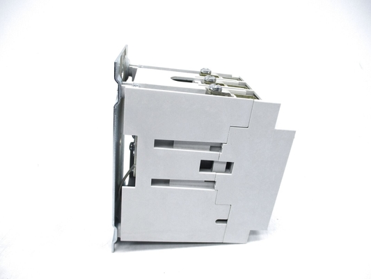 W200M4CFC WESTINGHOUSE Avvantaggio di avvio non inversione 3 poli 600V 50/60 Hz 120 Volt