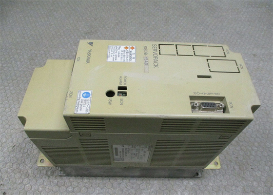Yaskawa SGDB-15AD AC SERVO AMPLIFICATORE 200-230V 8A 0.85KW 3 FASE Controllo di posizione