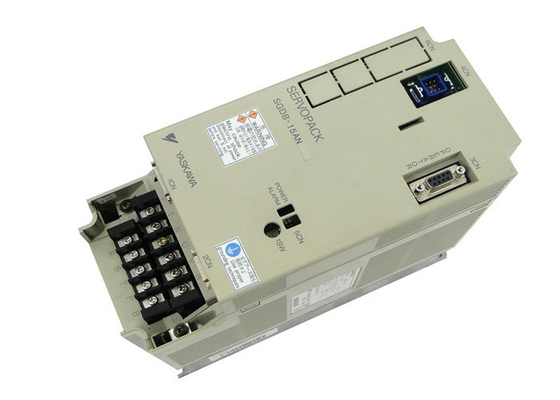 Yaskawa SGDB-15AN AC SERVO AMPLIFICATORE Mechatrolink 200-230V 10A 1.3KW 3 FASE