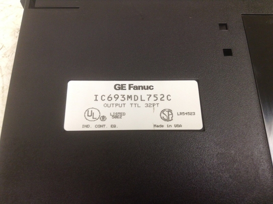 Modulo I/O digitale PLC GE FANUC SERIE 90-30 125 V CC IC693MDL752