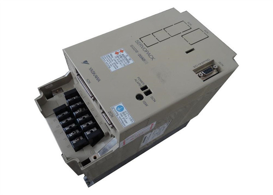 Yaskawa SGDB-20AD AC SERVO AMPLIFICATORE 200-230V 12A 1.8KW 3 FASE Controllo di posizione