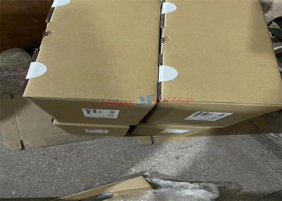 Lenze EVS9328-EPV004 SERVOCONTROLLORE SERIE 9300 400/480 VAC 22-30 KW (29,5-40,2 CV)