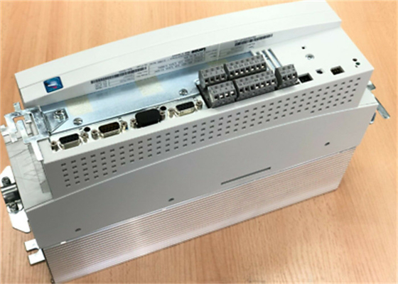 Lenze EVS9323-ER SERVOCONTROLLORE SERIE 9300 400/480 VAC 1.5 KW (2 HP) SERVO REGISTER CONTROLLER