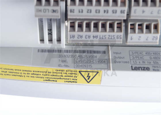 Lenze EVS9324-CSV004 SERVOCONTROLLORE SERIE 9300 400/480 VAC 3.0 KW (4 HP)