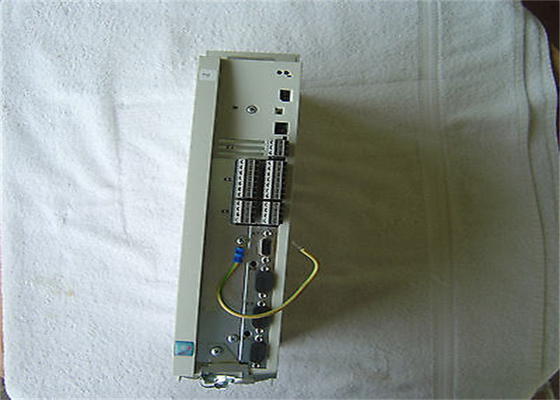 Lenze EVS9324-EK SERVOCONTROLLORE SERIE 9300 400/480 VAC 3.0 KW (4 HP)