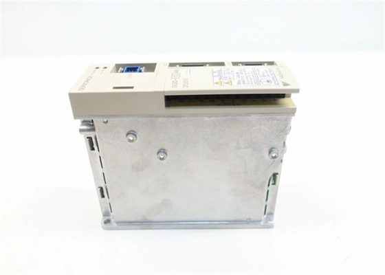 Yaskawa SGD-02ANY6 AC Servo Drives Nuovo di zecca in scatola originale 200V