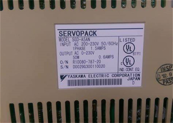 SGD-A5AN Yaskawa 230V Servo Drives Ac Nuovo in scatola originale