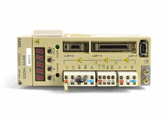 Yaskawa Nuovo SGDH-A5AE 230V Servo Drive Nuovo in scatola originale