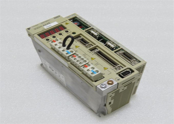Yaskawa Nuovo SGDH-A5AE 230V Servo Drive Nuovo in scatola originale
