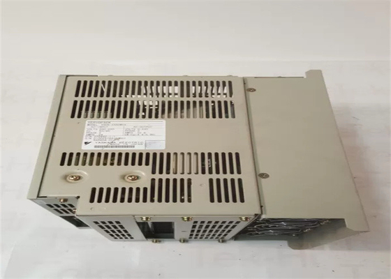 Yaskawa Sgdb-44ad 200-230v Servo Drives Ac Nuovo in scatola originale