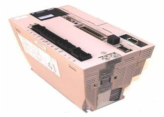 Yaskawa Nuovo SGDV-3R8A01A Servo Drives in scatola originale
