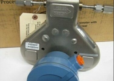 CMF010M323NWBUEZZZ Sensore di flusso massico EMERSON