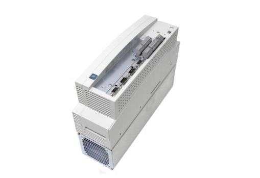 Lenze EVS9323-EPV100 SERVOCONTROLLORE SERIE 9300 400/480 VAC PER SISTEMI IT
