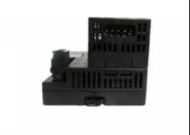 GE Fanuc IC697CPM790 Sistema di controllo delle prestazioni PLC con ridondanza tripla modulare