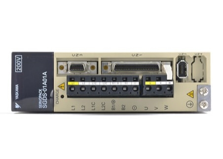Yaskawa SGDS-01A01A Servopack Servo Drive Voltaggio di lavoro 200v Colore marrone