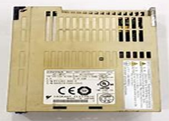 SGDS-02F12A Yaskawa Industrial Servo Drives Nuovo originale