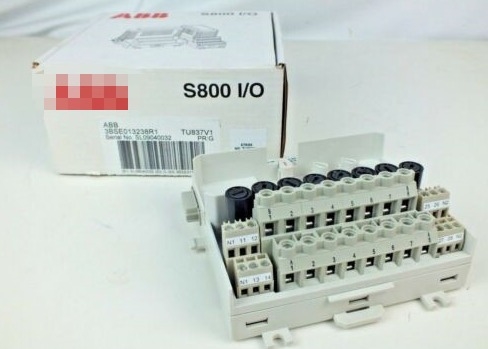 ABB 3BSE013238R1 Unità di terminazione modulo estesa 250V Morsettiera fusibile