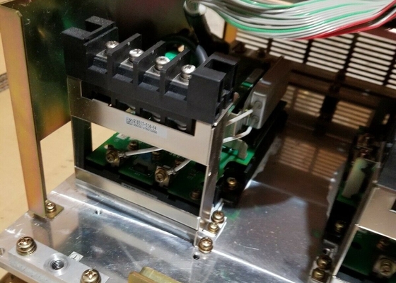 Controller AC DRIVE YASKAWA CACR-2E-NJ1 Componenti di grado industriale