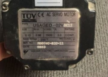 YASKAWA USAGED-02VBE11 Motori Servomotore CA 0,15KW 3A 200V EU Automation