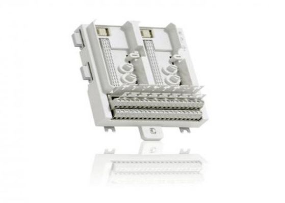 Cavi doppi TK801 dello sbocco due di TB845 3BSE021437R1 Modulebus per ridondanza