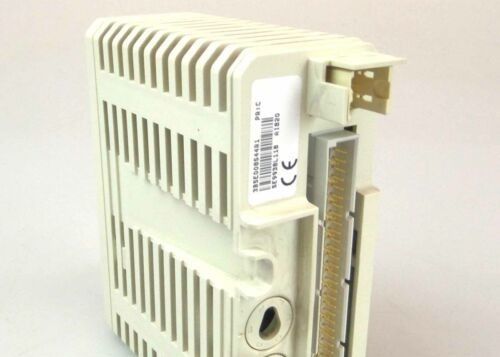 3BSE008544R1 AI820  Modulo di terminazione ABB isolato di precisione per il controllo industriale