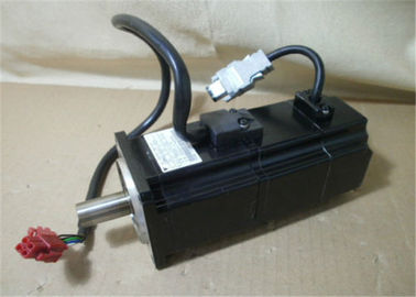 SERVOMOTORE 0.637N.M 3000r/mim SGMAH-02A1F-AP51 di CA di NUOVO ORIGINALE di Yaskawa