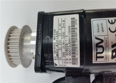 Servomotore industriale 0.095N.m 30W SGMAH-A3A1A4S del SERVOMOTORE di CA di Yaskawa 0.44A