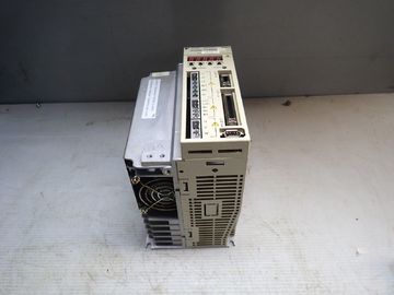 New ServoPack Yaskawa  Electric Servopack Servo Controller Drive SGDM-15ADAY85