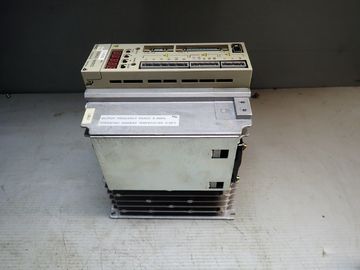 New ServoPack Yaskawa  Electric Servopack Servo Controller Drive SGDM-15ADAY85