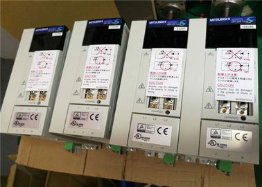 MR-J2S-70A-S004 Mitsubishi 750W  170V 0-360HZ 5.1A Industrial Servo Drives