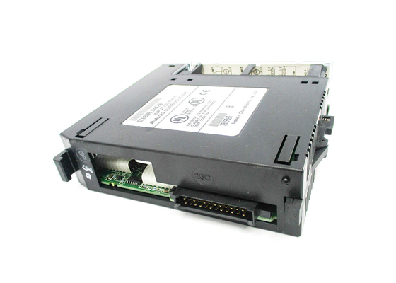 Modulo analogico dell'ingresso/uscita di GE FANUC IC693ALG442, serie 90-30 sistemi dello SpA