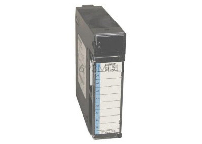 GE FANUC IC693MDL733 12/24 Volt DC Negative Logic Output Module 0.5 Amp