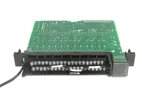 GE FANUC IC697MDL341 , 120 / 240 VAC Discrete Output Module , 90-70 series
