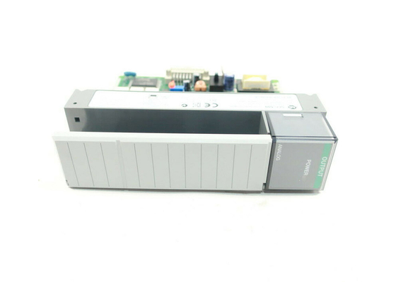 AB 1746-NO4V, SLC 500 analogico ha prodotto il modulo, 10 VCC
