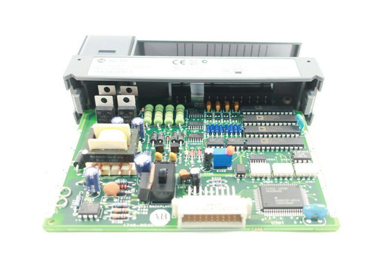 AB 1746-NO4V, SLC 500 analogico ha prodotto il modulo, 10 VCC