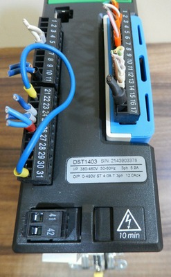 3098-0059 newa dn originale, di marca FASE 3 9,9 AMP 380-480 VCA 50/60 di hertz, giorno lavorativo 3-5 di consegnare tempo.