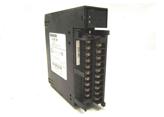 GE FANUC IC693MDL390, modulo di uscita isolato di CA, 90-30 serie