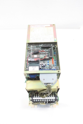 SERIE DEL REGOLATORE CACR-SR DEL SERVOCOMANDO SERVOPACK DI YASKAWA CACR-SR03TZ9SMY01A