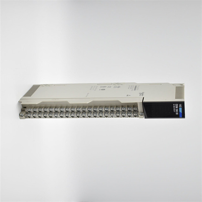 140DDM39000 che commuta il modulo Schneider 16 di miscelazione di CC introduce 24 uscite di VCC 8