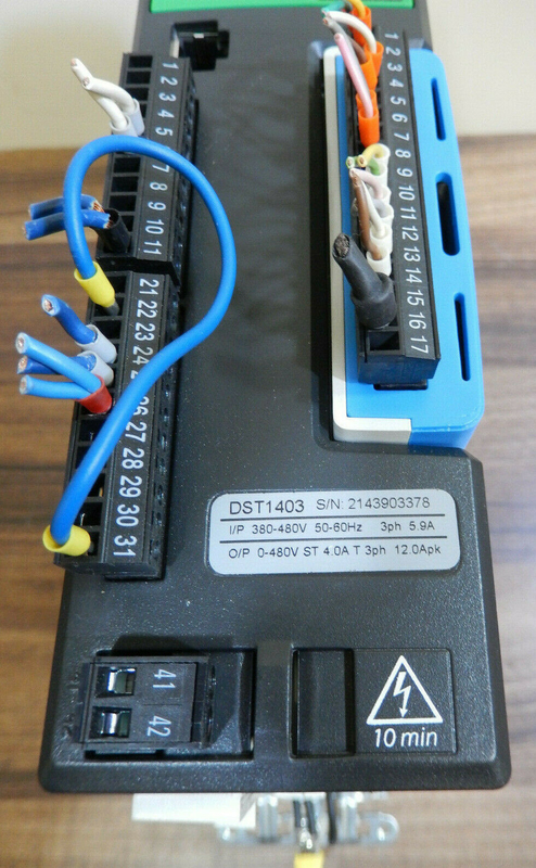 3098-0059 EMERSON Control Techniques Servo Drive/Servo Control 3 FASE 380-480 VAC 50/60 HZ