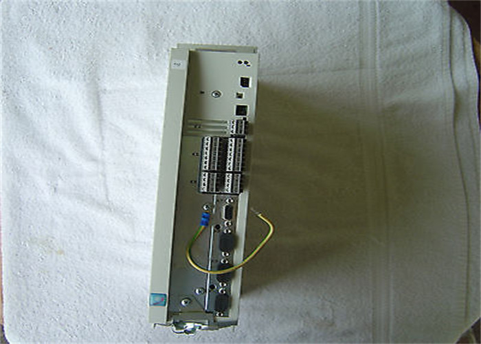 Lenze EVS9324-EK SERVOCONTROLLORE SERIE 9300 400/480 VAC 3.0 KW (4 HP)