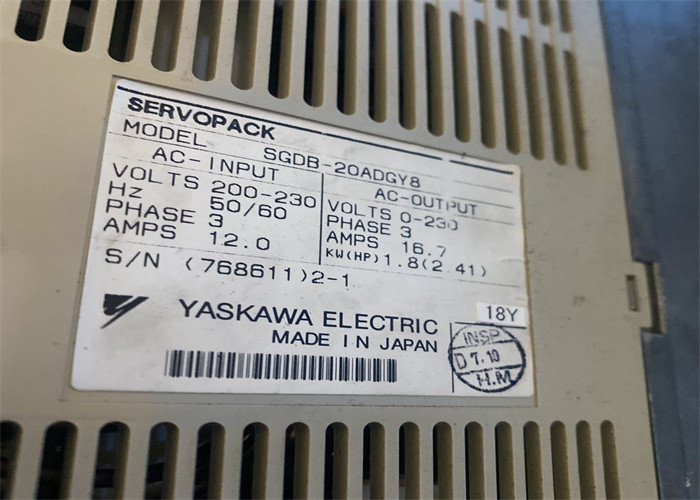Nuovo servo amplificatore di Yaskawa SGDB-44ADGY8 Voltaggio 200-230V