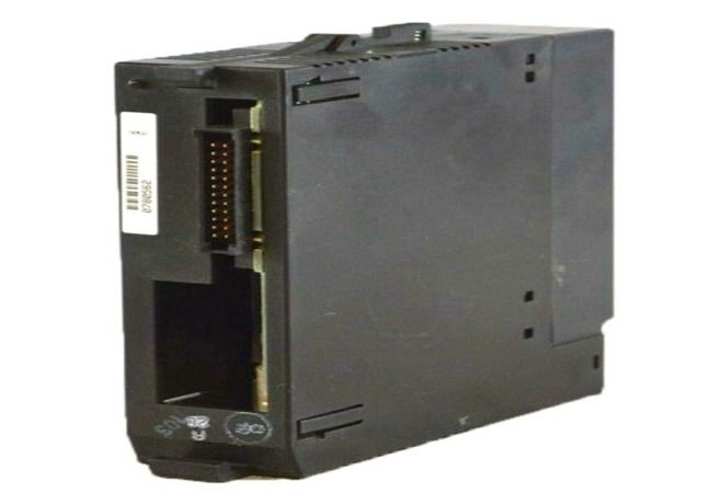 GE FANUC IC693APU302 CPU 313 e CPU 323 Tre moduli APM CPU 331