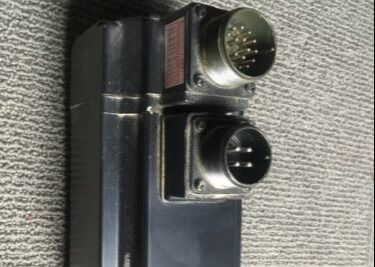 YASKAWA USAGED-02VBE11 Motori Servomotore CA 0,15KW 3A 200V EU Automation