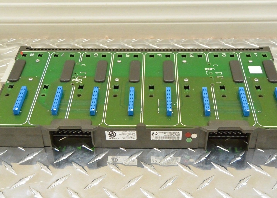EMERSON di KJ4001X1-BE1  CARRIER I/O CON SCHERMO 8 AMPIEZZA 8-6.5 AMP 12.6-30 VDC 5