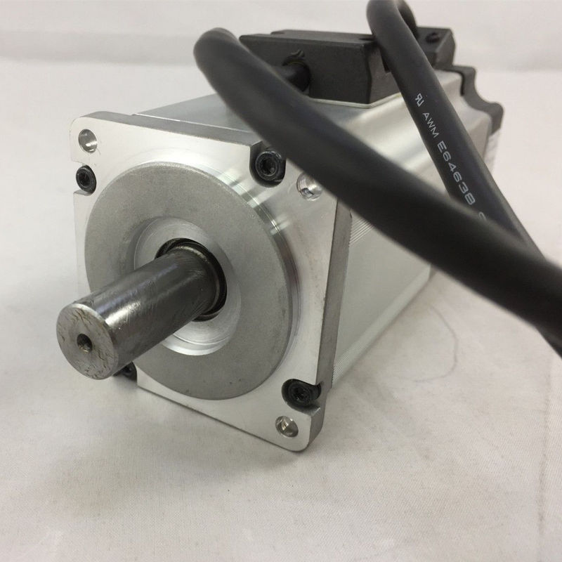 Il rallentatore di OMRON R88G-HPG14A05400B per i servomotori cilindrici 400W reagisce sfavorevolmente all'interno del rapporto 1/5 della decelerazione di 3 minuti