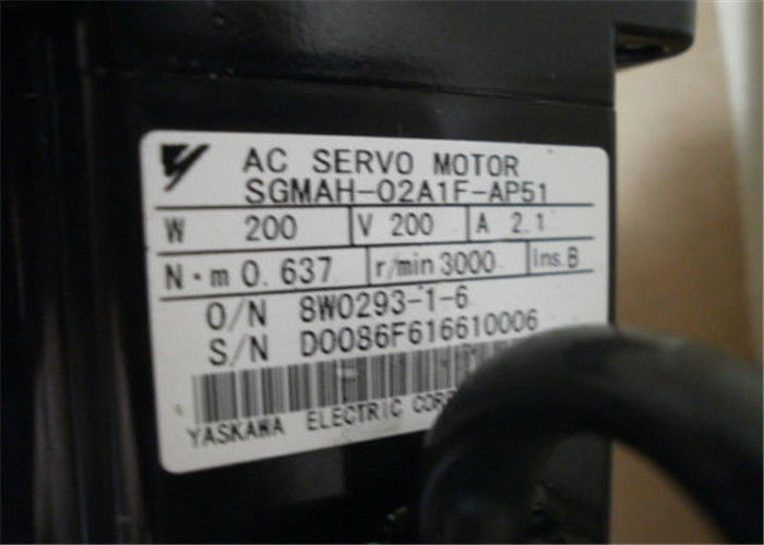SERVOMOTORE 0.637N.M 3000r/mim SGMAH-02A1F-AP51 di CA di NUOVO ORIGINALE di Yaskawa