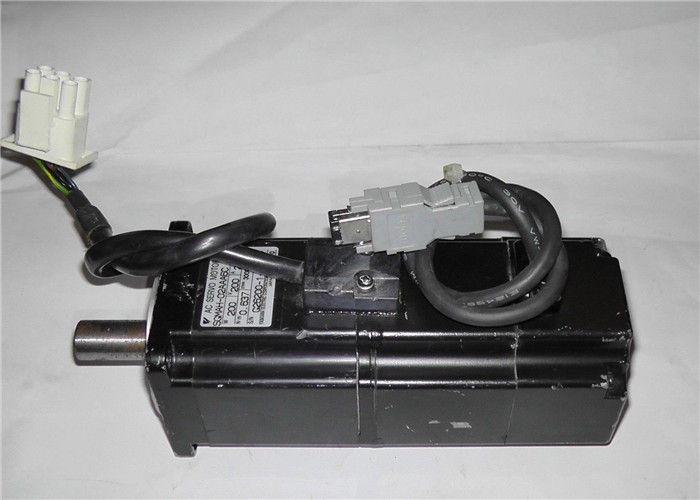 Servomotore industriale W200 V100 R.min3000 SGMAH-02AAA6C di InsB YASKAWA del servomotore